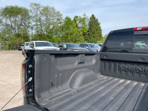 Used 2016 GMC Sierra 1500 Denali w/ Enhanced Driver Alert Package AWD/4WD image 12