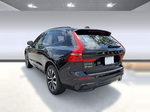 Certified 2024 Volvo XC60 B5 Plus w/ Protection Package Premier AWD/4WD image 3