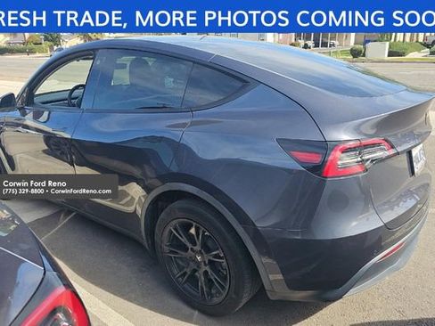Used 2021 Tesla Model Y Long Range image 7