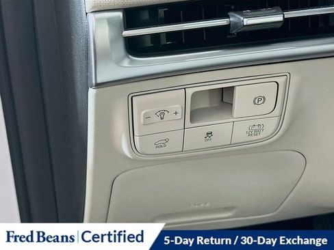 Certified 2025 Hyundai Tucson SEL image 12