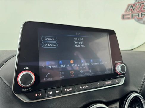 Used 2025 Nissan Sentra SV FWD image 19