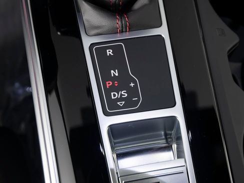 Used 2025 Audi RS 6 performance AWD/4WD image 27