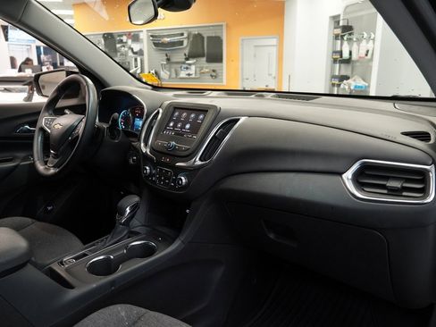 Certified 2024 Chevrolet Equinox LT image 34