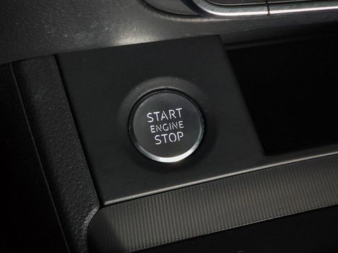 Used 2018 Audi Q5 2.0T Premium Plus w/ Premium Plus Package image 31