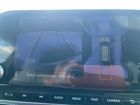 Used 2024 Mitsubishi Outlander SE image 13