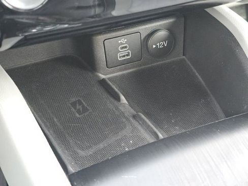 Certified 2025 Ford Escape PHEV w/ PHEV Premium Package image 26