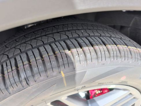 New 2026 Ford Explorer ST image 19