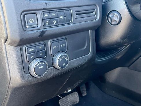 Certified 2023 Chevrolet Suburban Premier image 27