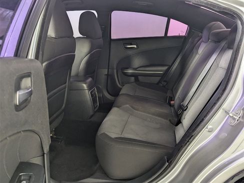 Used 2015 Dodge Charger SXT image 23