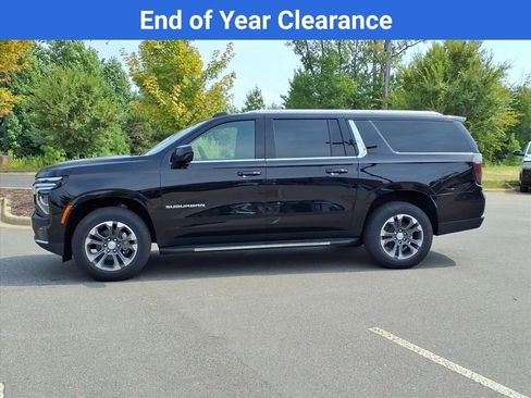 New 2025 Chevrolet Suburban LS image 27