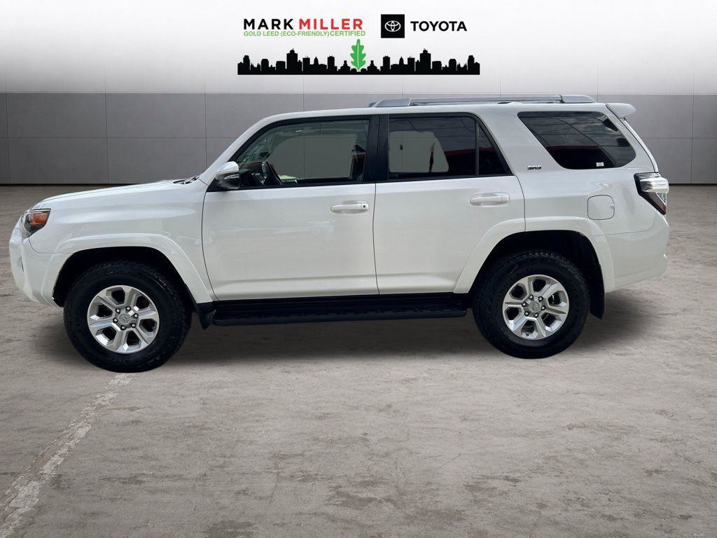 Used 2015 Toyota 4Runner SR5 Premium AWD/4WD image 2