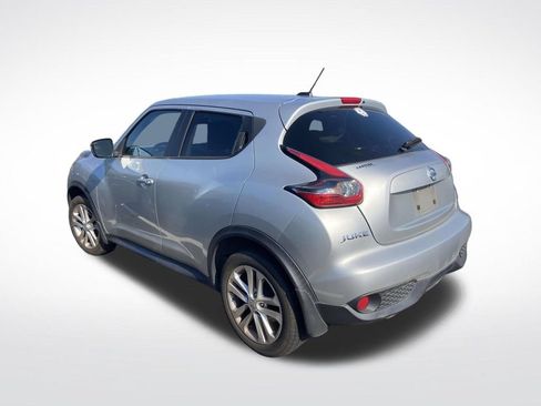 Used 2015 Nissan Juke SV AWD/4WD image 4