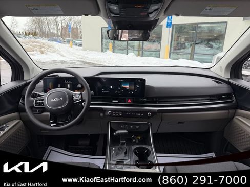 New 2026 Kia Carnival LX FWD image 22