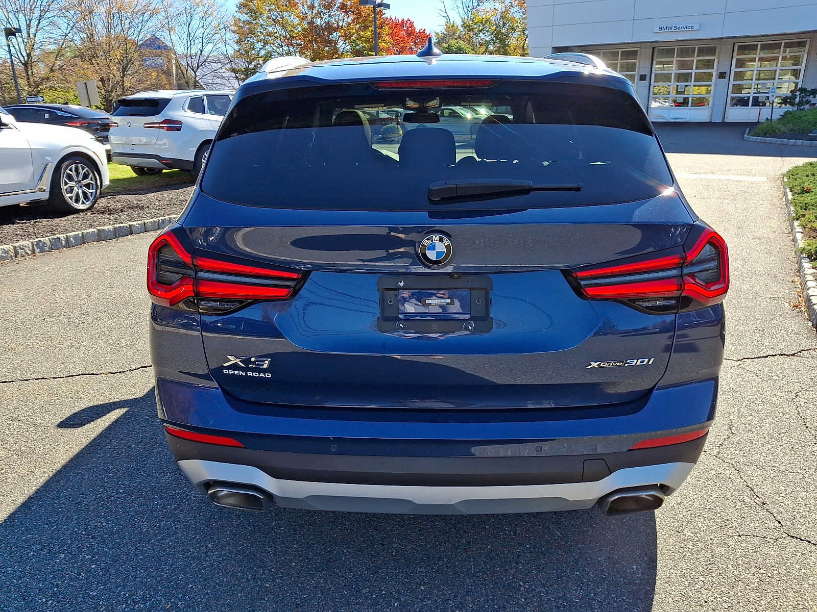 Used 2023 BMW X3 xDrive30i w/ Premium Package w/ZPA AWD/4WD image 6