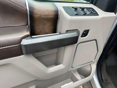 Used 2019 Ford F150 Limited AWD/4WD image 15