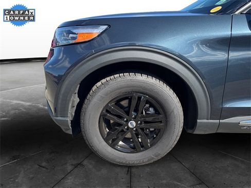 Used 2022 Ford Explorer XLT w/ Equipment Group 202A image 14
