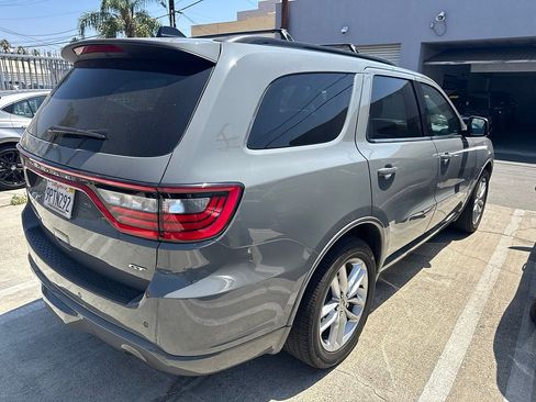 Used 2024 Dodge Durango GT RWD image 6