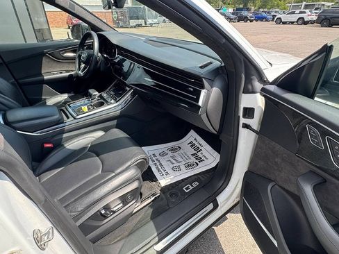 Used 2019 Audi Q8 Prestige w/ Luxury Package AWD/4WD image 22