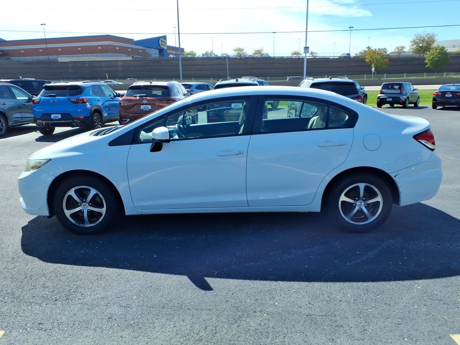 Used 2015 Honda Civic SE image 4
