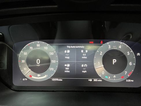 Certified 2024 Land Rover Range Rover Velar Dynamic SE image 21