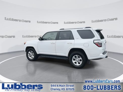 Used 2024 Toyota 4Runner SR5 Premium image 6