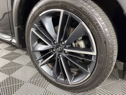 Used 2024 INFINITI QX55 Essential image 11