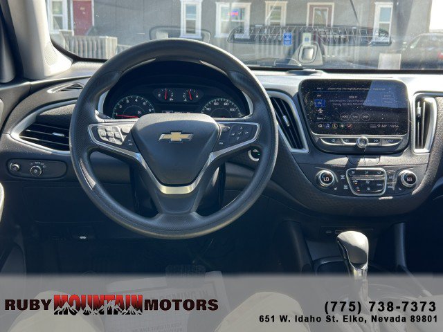 Used 2025 Chevrolet Malibu LT FWD image 9