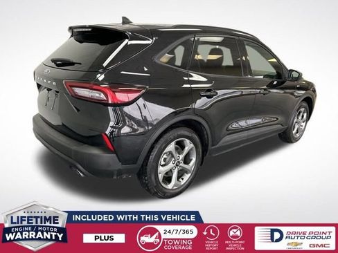 Used 2025 Ford Escape ST-Line FWD image 3