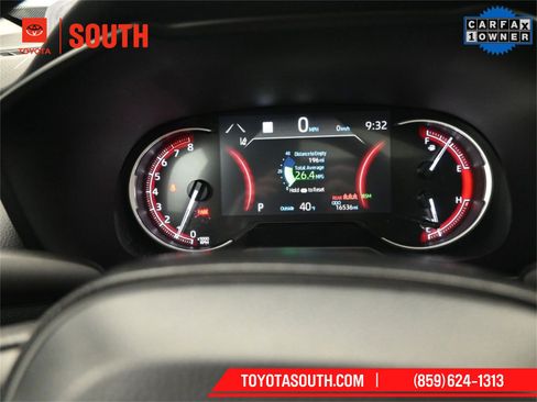 Used 2025 Toyota RAV4 XLE image 12