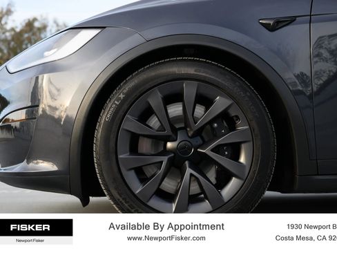 Used 2024 Tesla Model X image 4