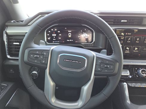 New 2026 GMC Sierra 1500 Denali w/ Denali Reserve Package AWD/4WD image 33