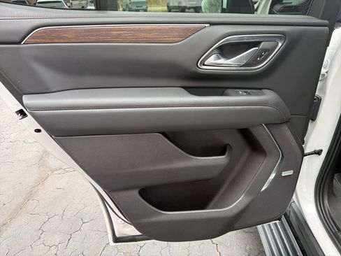 Used 2023 Chevrolet Tahoe High Country image 10