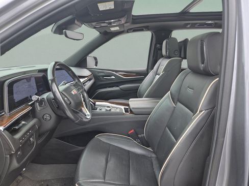 Used 2021 Cadillac Escalade Premium Luxury AWD/4WD image 15