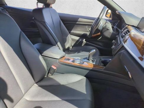 Used 2015 BMW 428i Convertible image 23