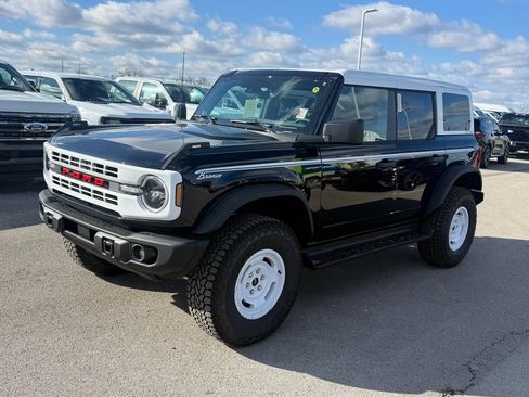 New 2025 Ford Bronco Heritage Edition image 39
