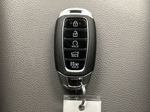 Used 2023 Hyundai Elantra SEL w/ Convenience Package FWD image 22