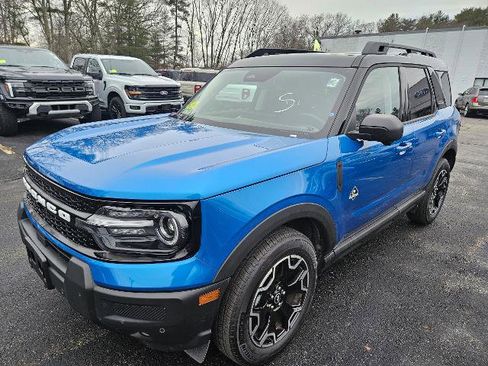 Certified 2025 Ford Bronco Sport Outer Banks w/ Outer Banks Tech Package+ image 1