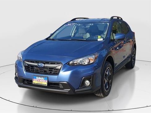 Used 2019 Subaru Crosstrek 2.0i Premium w/ Eyesight System image 3