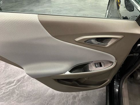 Used 2024 Chevrolet Malibu LS FWD image 11
