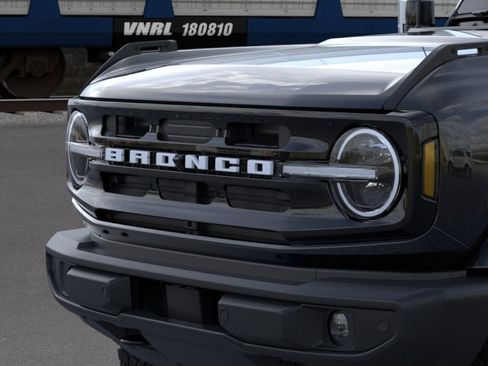 New 2026 Ford Bronco Outer Banks AWD/4WD image 19