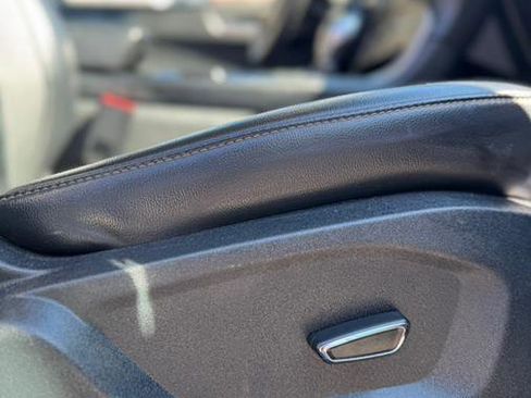 Used 2017 Ford Edge SEL w/ Equipment Group 201A image 21