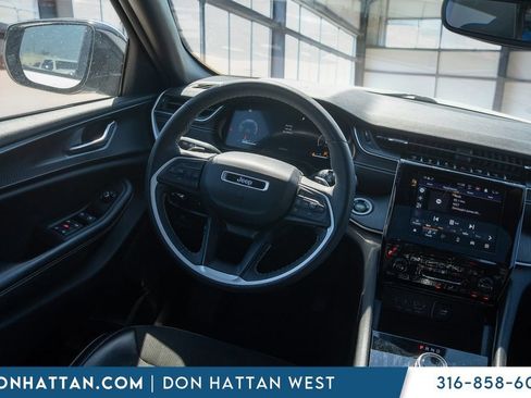 Used 2023 Jeep Grand Cherokee L Laredo AWD/4WD image 14