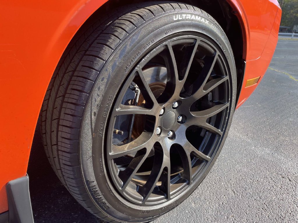 Used 2013 Dodge Challenger R/T RWD image 23