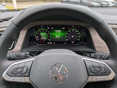 New 2026 Volkswagen Atlas SEL Premium R-Line AWD/4WD image 34