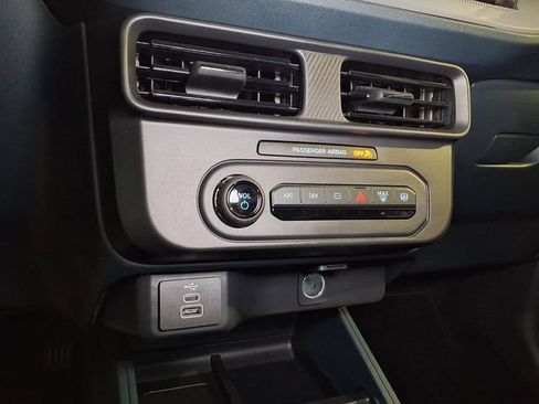Certified 2025 Ford Maverick XL FWD image 8