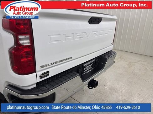Used 2024 Chevrolet Silverado 2500 LT image 41