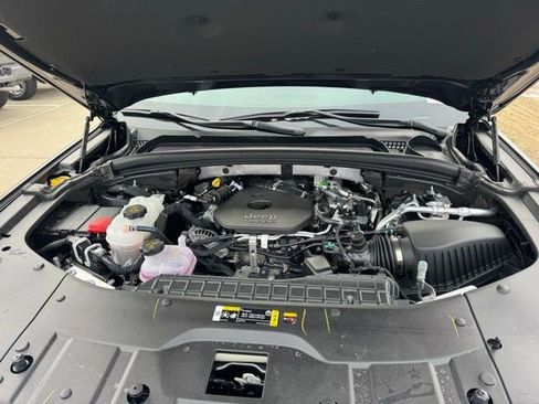 New 2026 Jeep Grand Cherokee Altitude AWD/4WD image 42