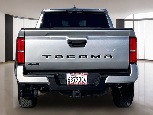 Used 2024 Toyota Tacoma TRD Off-Road AWD/4WD image 5