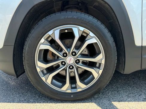 Used 2019 GMC Terrain SLT w/ Preferred Package AWD/4WD image 30