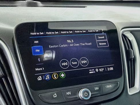 Used 2022 Chevrolet Malibu RS FWD image 21